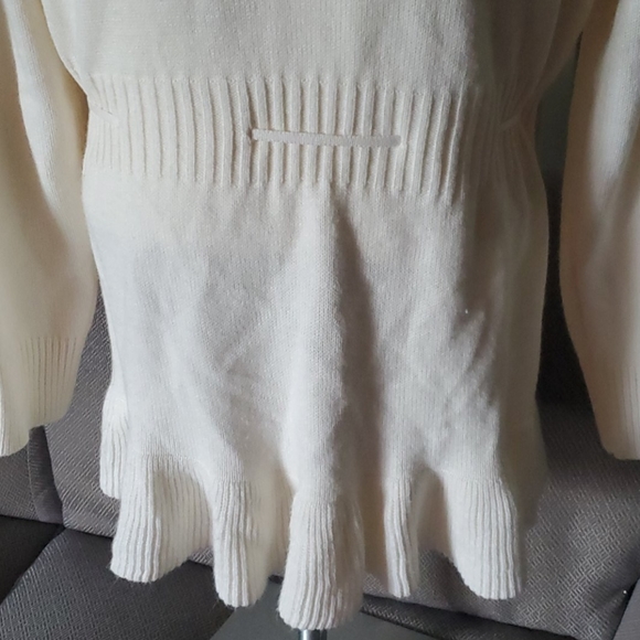 Cardigan - Picture 6 of 11